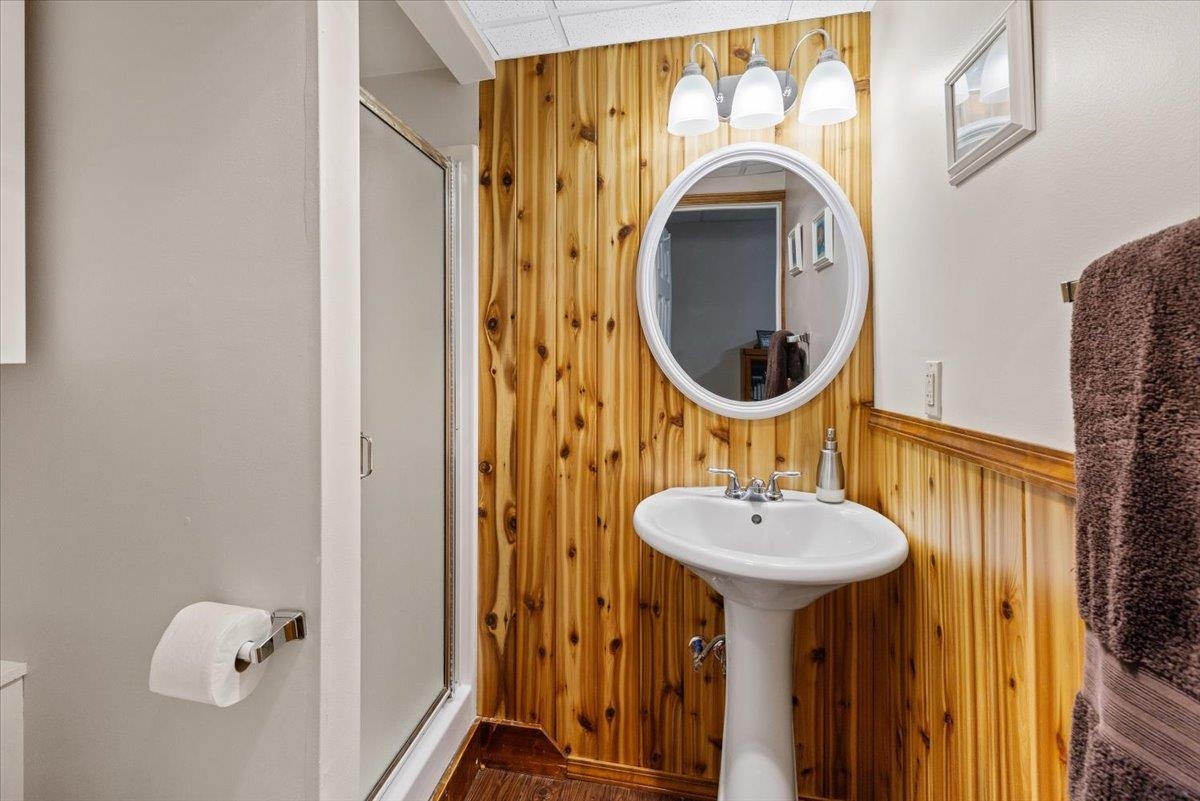 247 Southshore Diamond Lake Rd