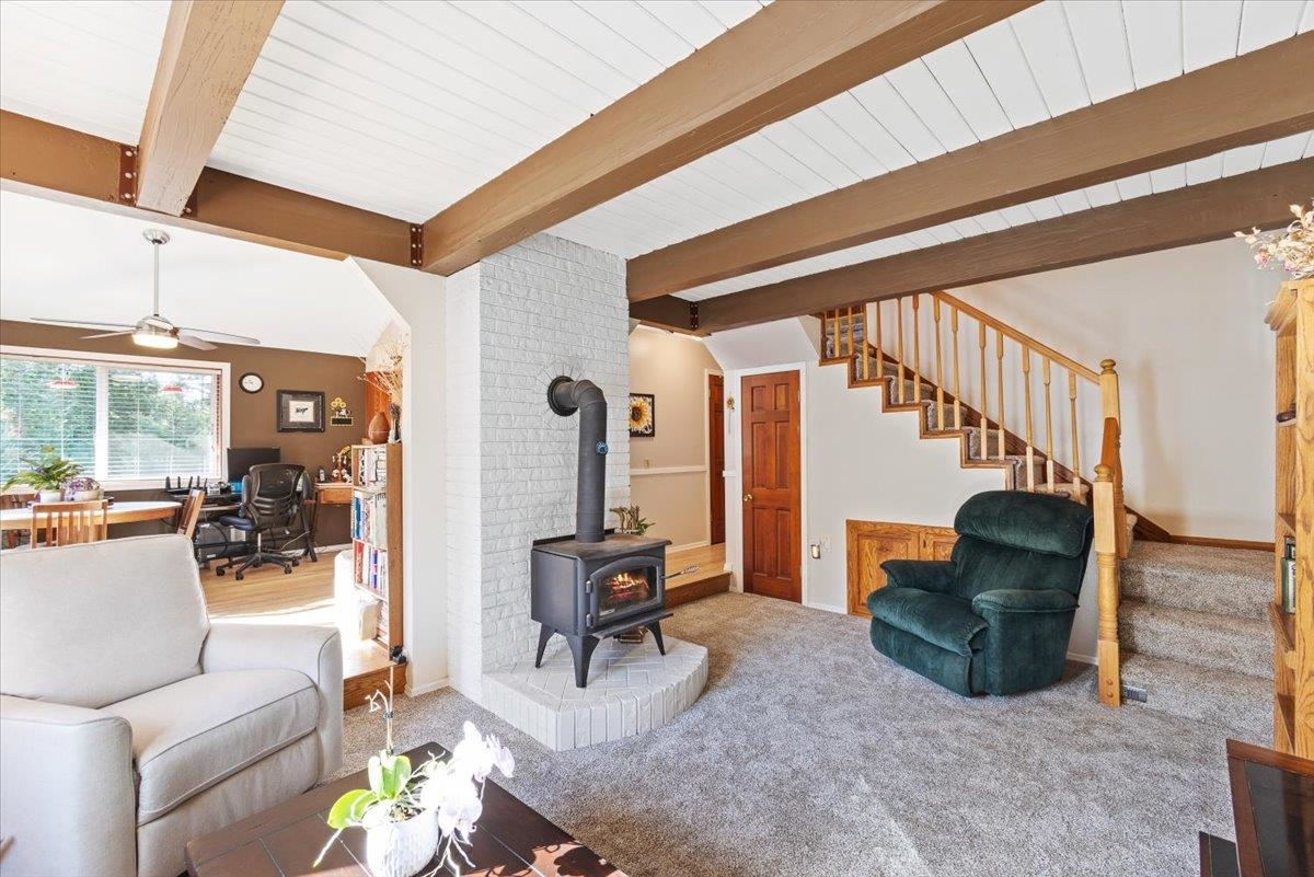 851 Balcom Rd