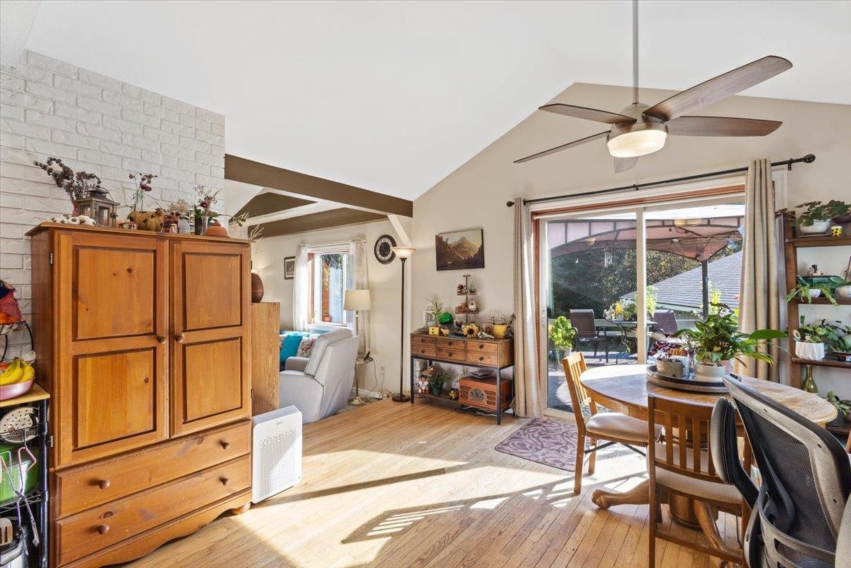 851 Balcom Rd