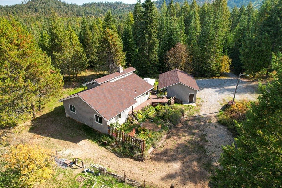 851 Balcom Rd