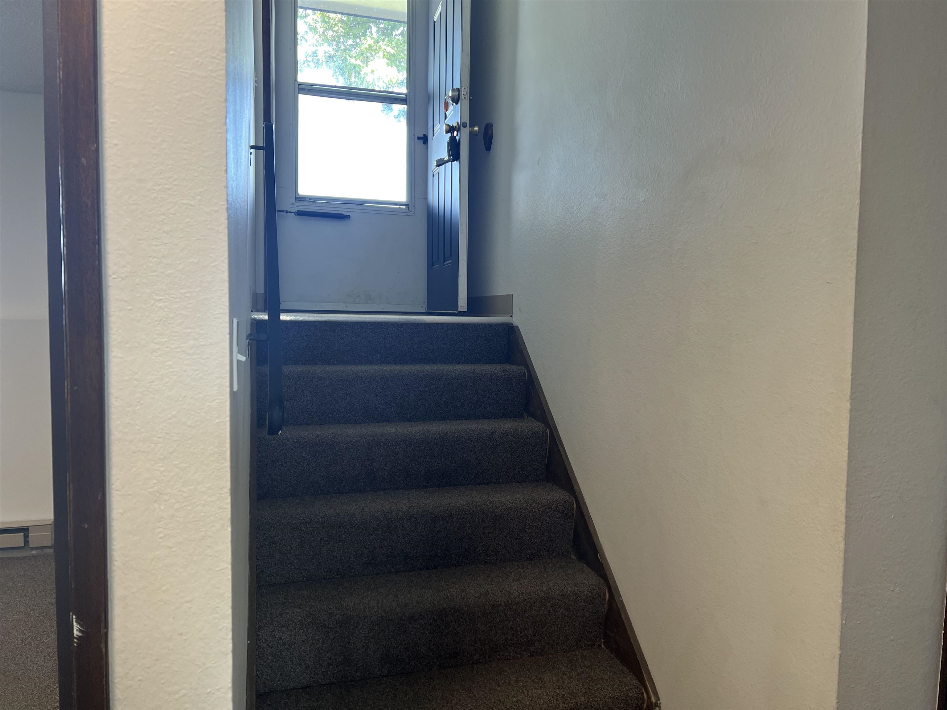 13814-16 E Mission Ave Ave