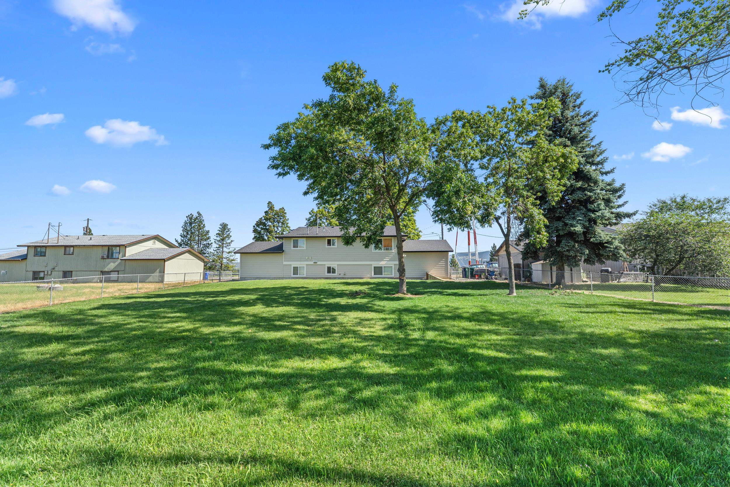 13814-16 E Mission Ave Ave