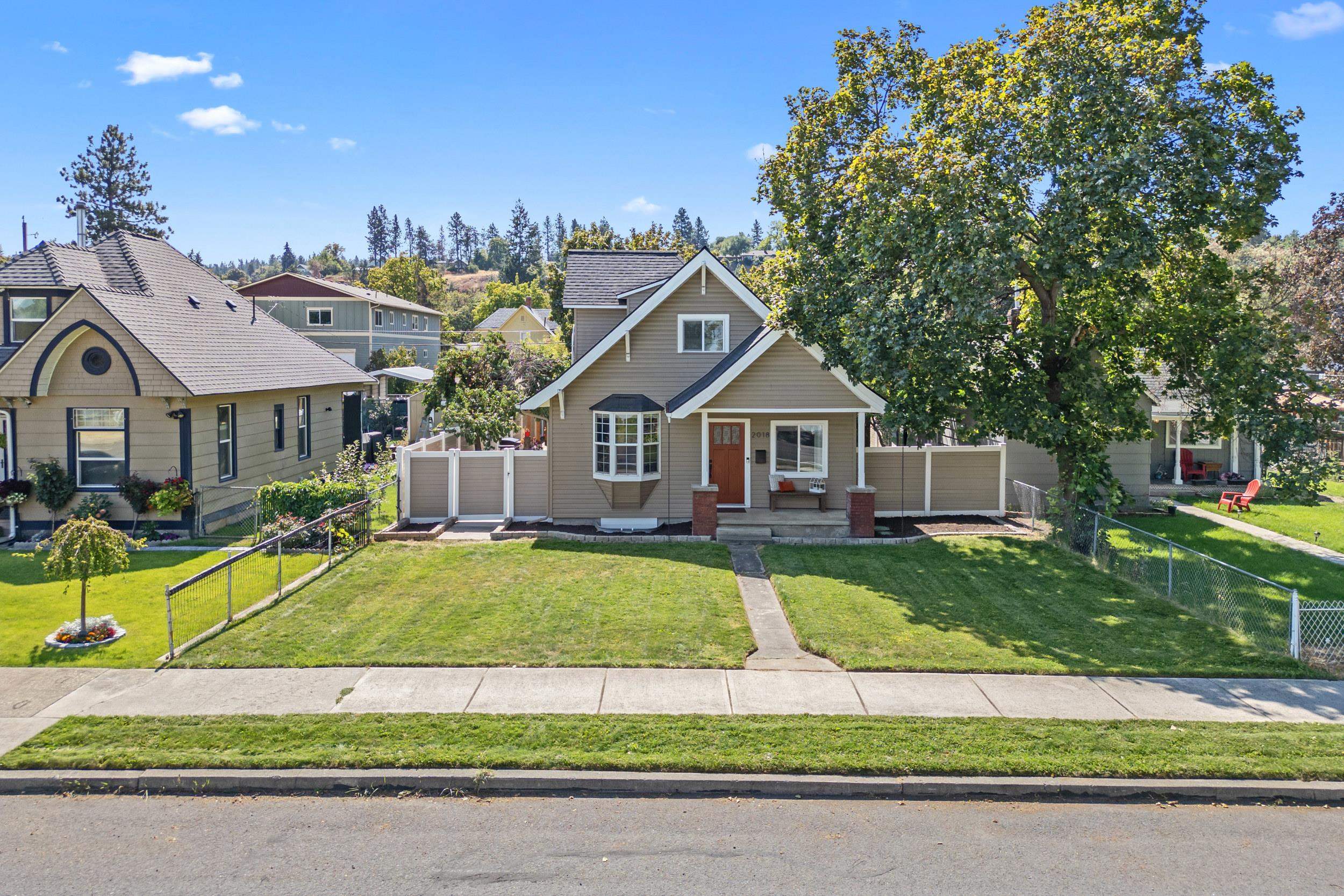 2018 E 5th Ave