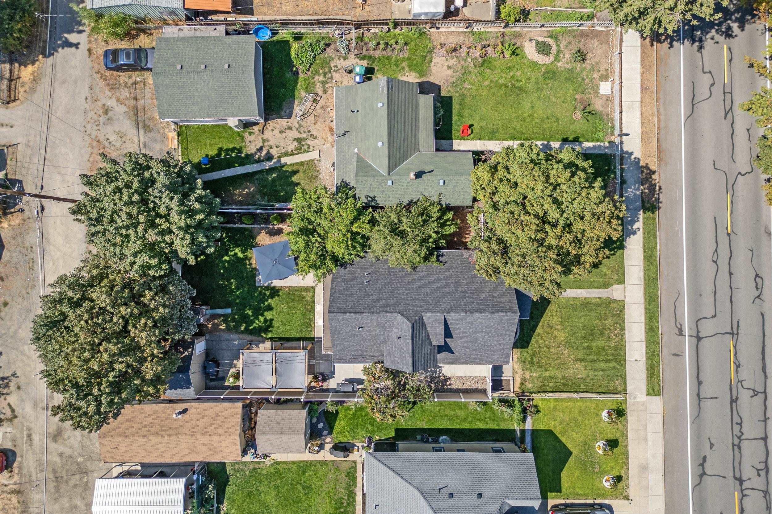 2018 E 5th Ave
