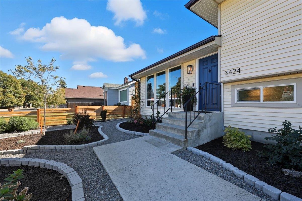 3424 E 28th Ave