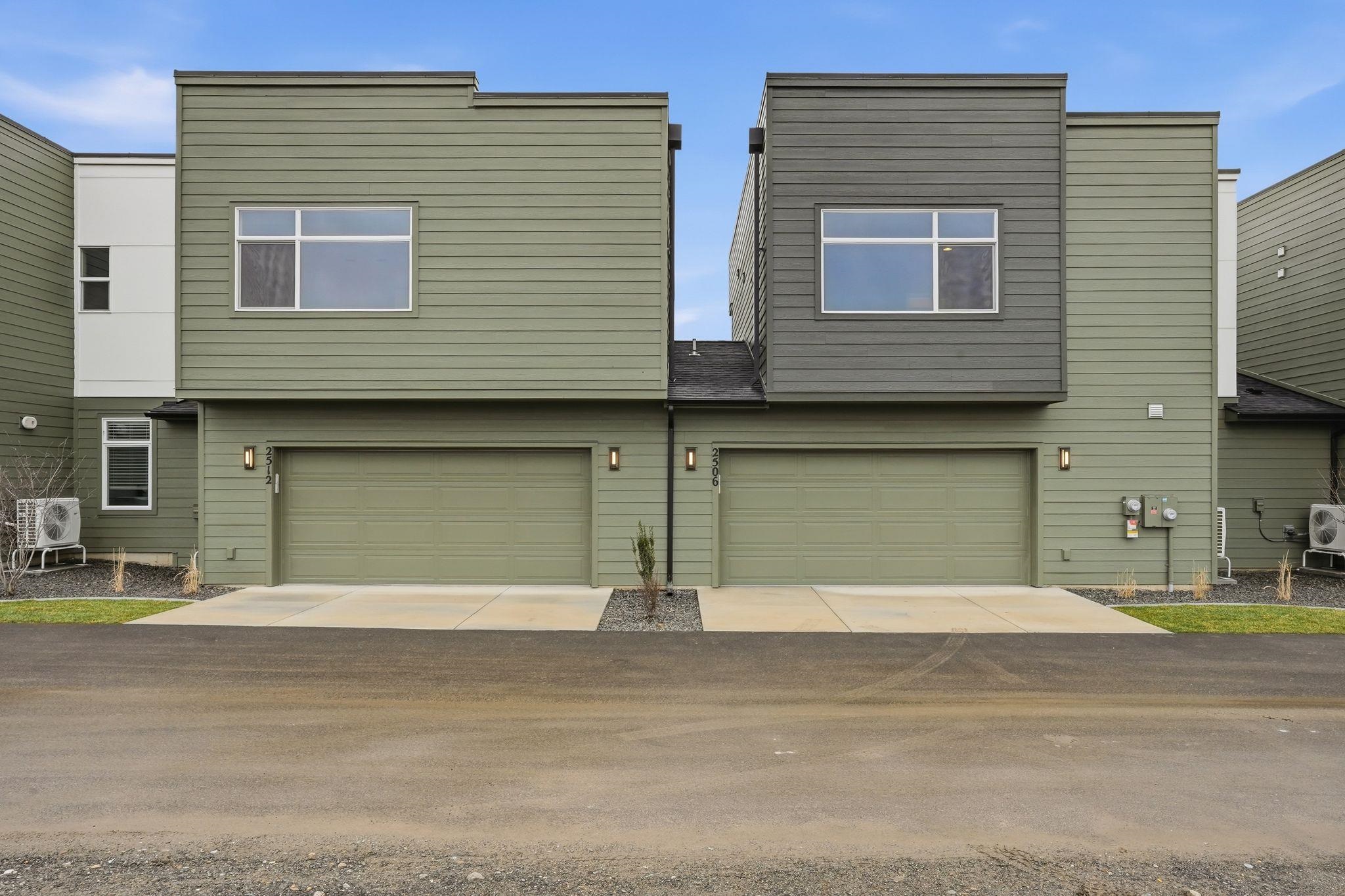 2512 W Summit Pkwy