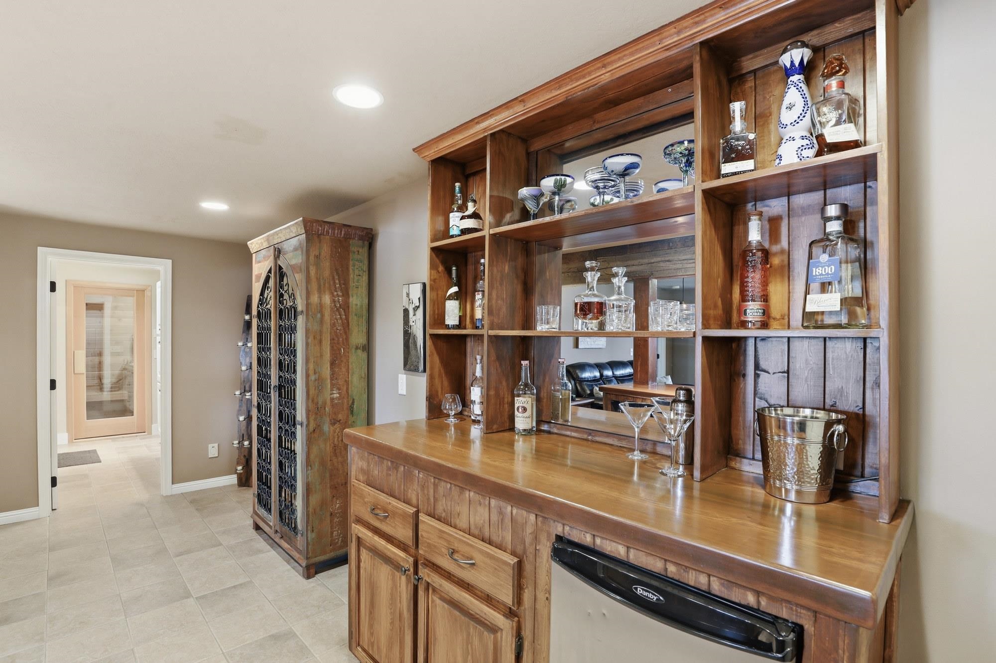 51 Elu Beach Rd