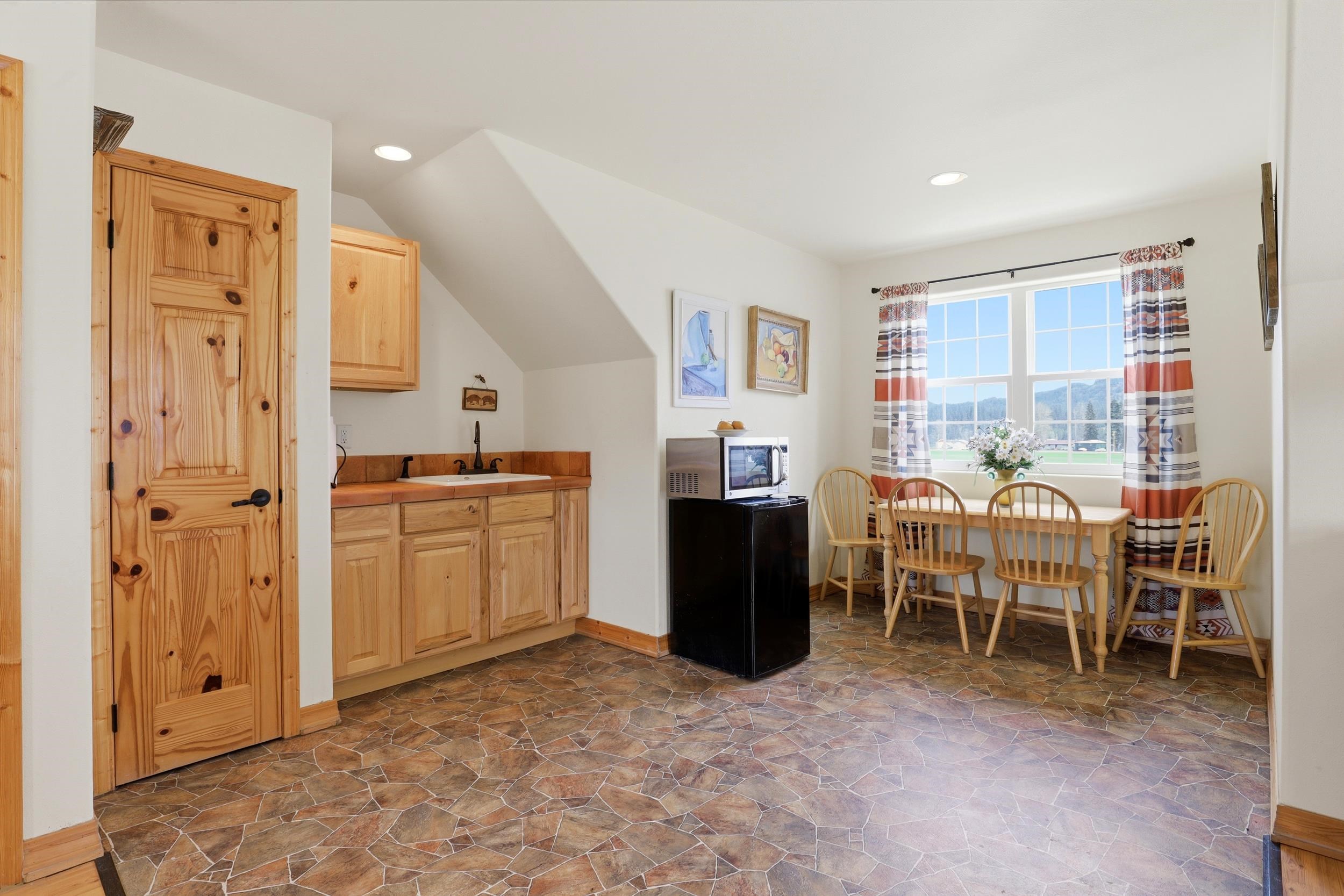 291 Yergens Rd