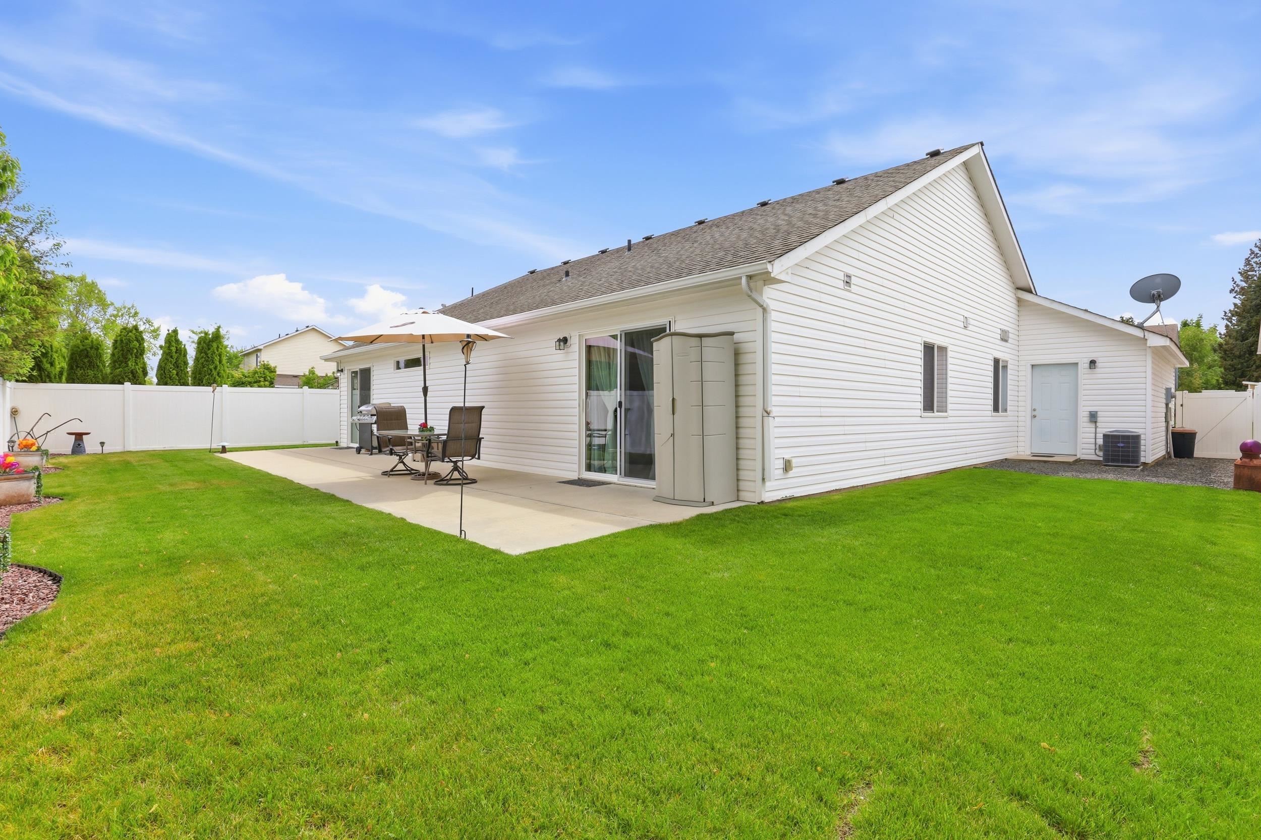 18113 E Michielli Ave