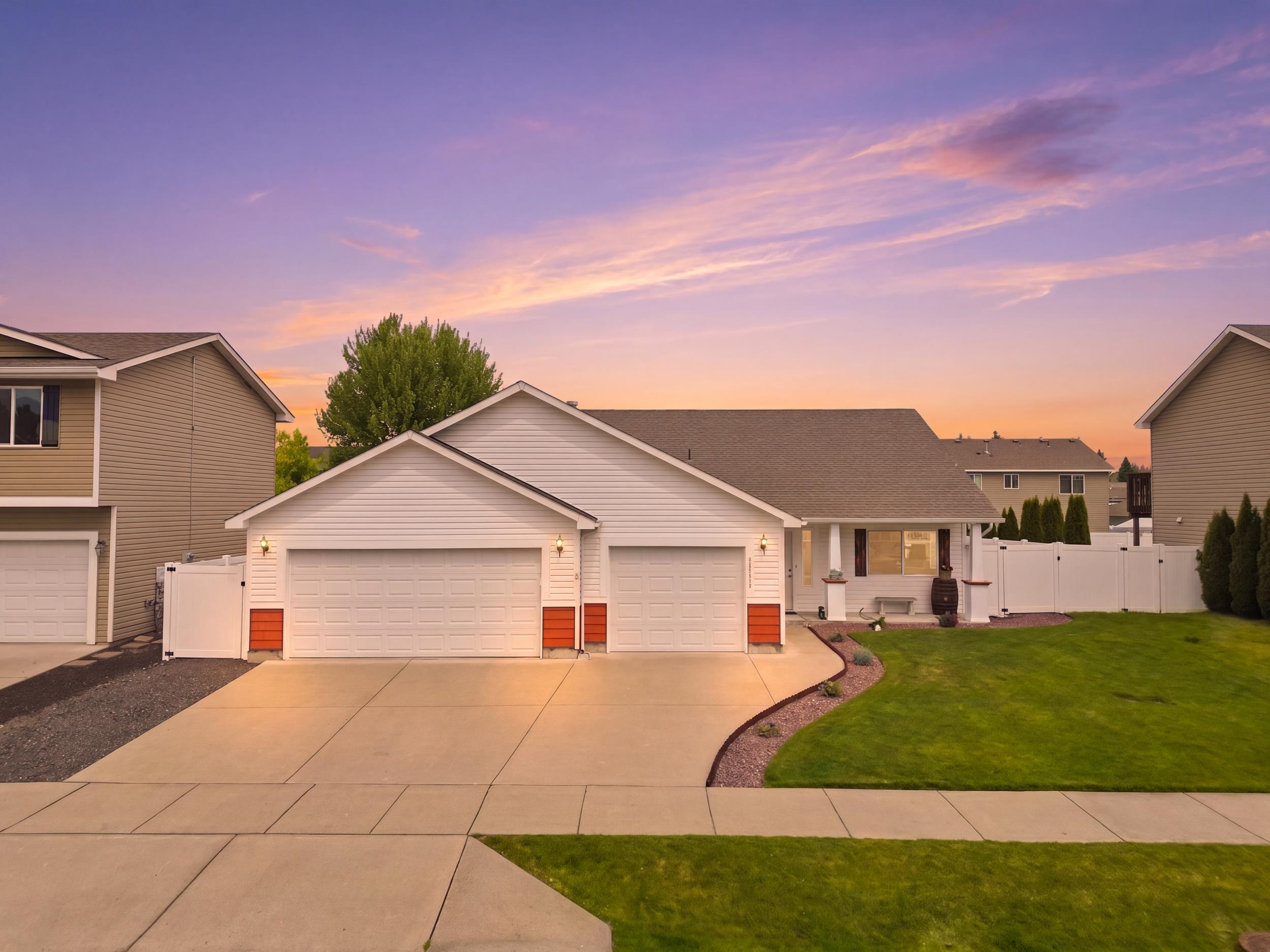 18113 E Michielli Ave