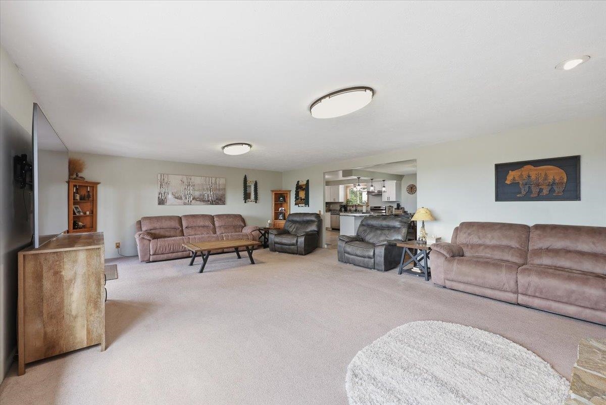 15009 E Cooper Rd