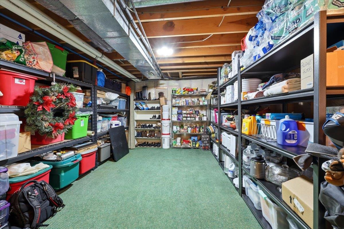 3109 E 65th Ave