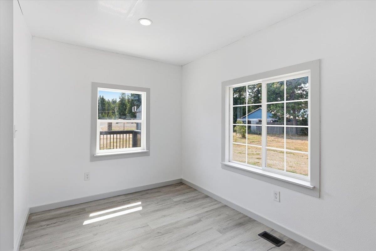 652 Southshore Diamond Lake Rd