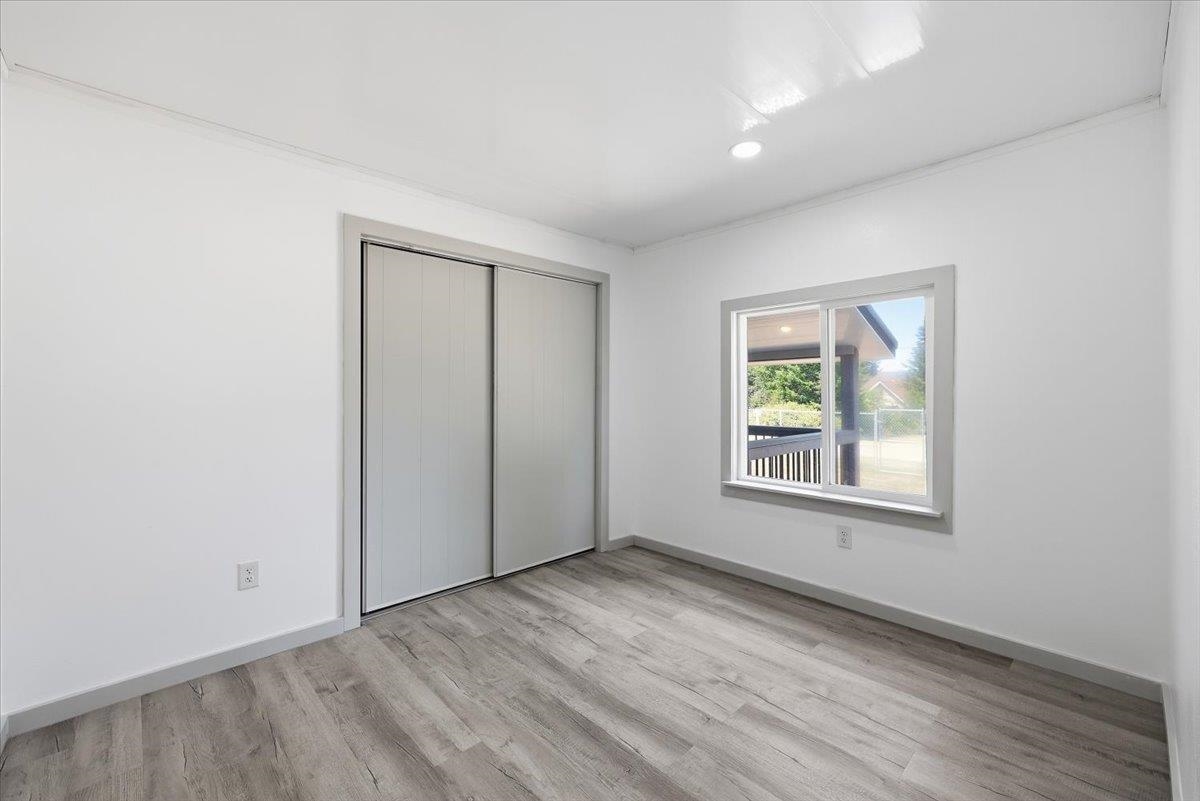 652 Southshore Diamond Lake Rd