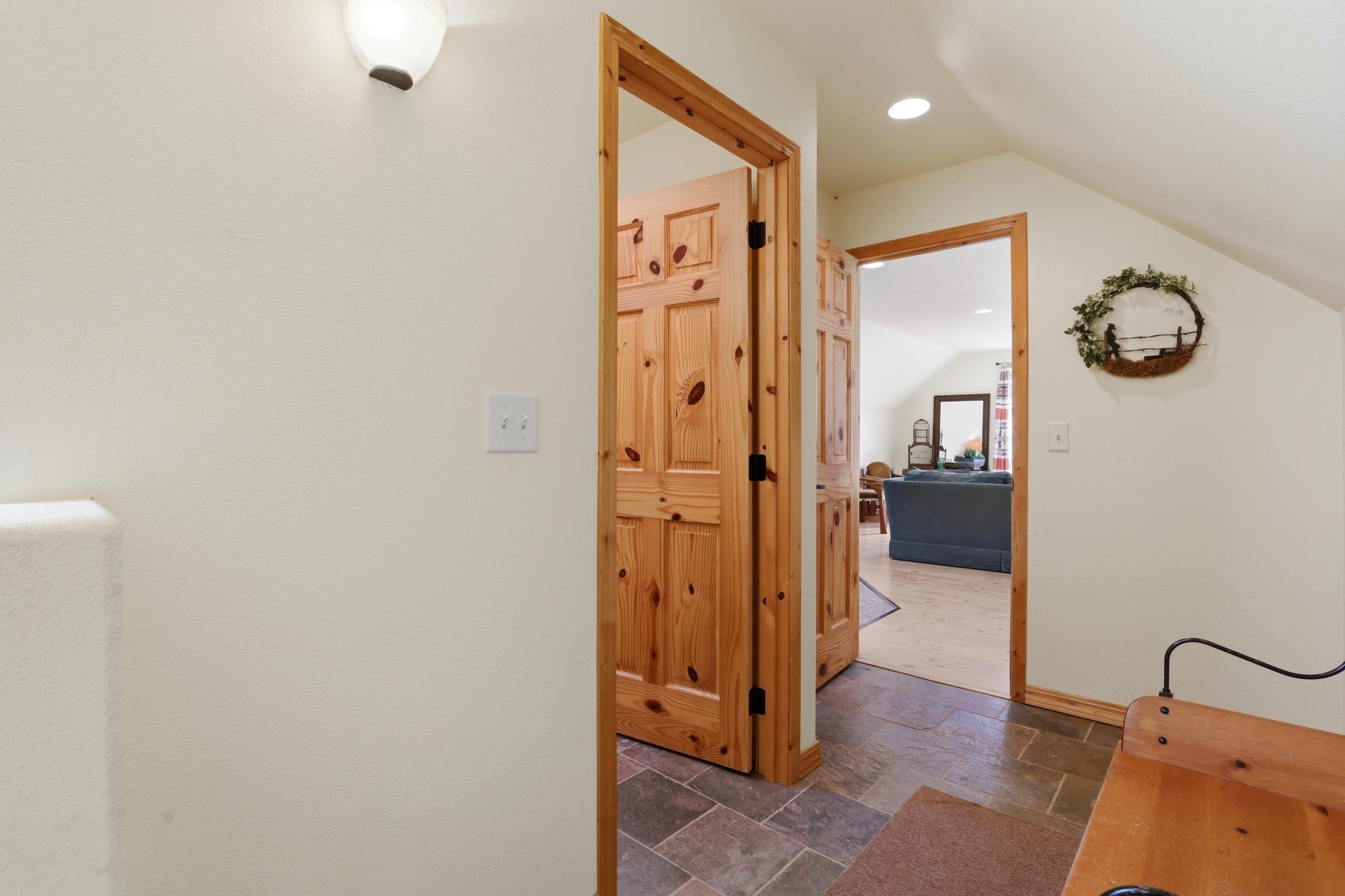 291 Yergens Rd