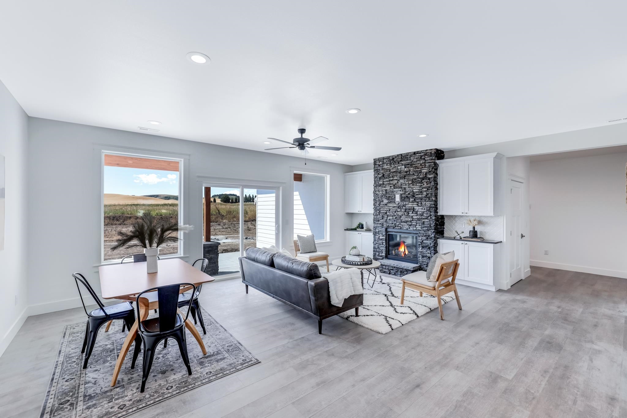 520 E Davisadero St