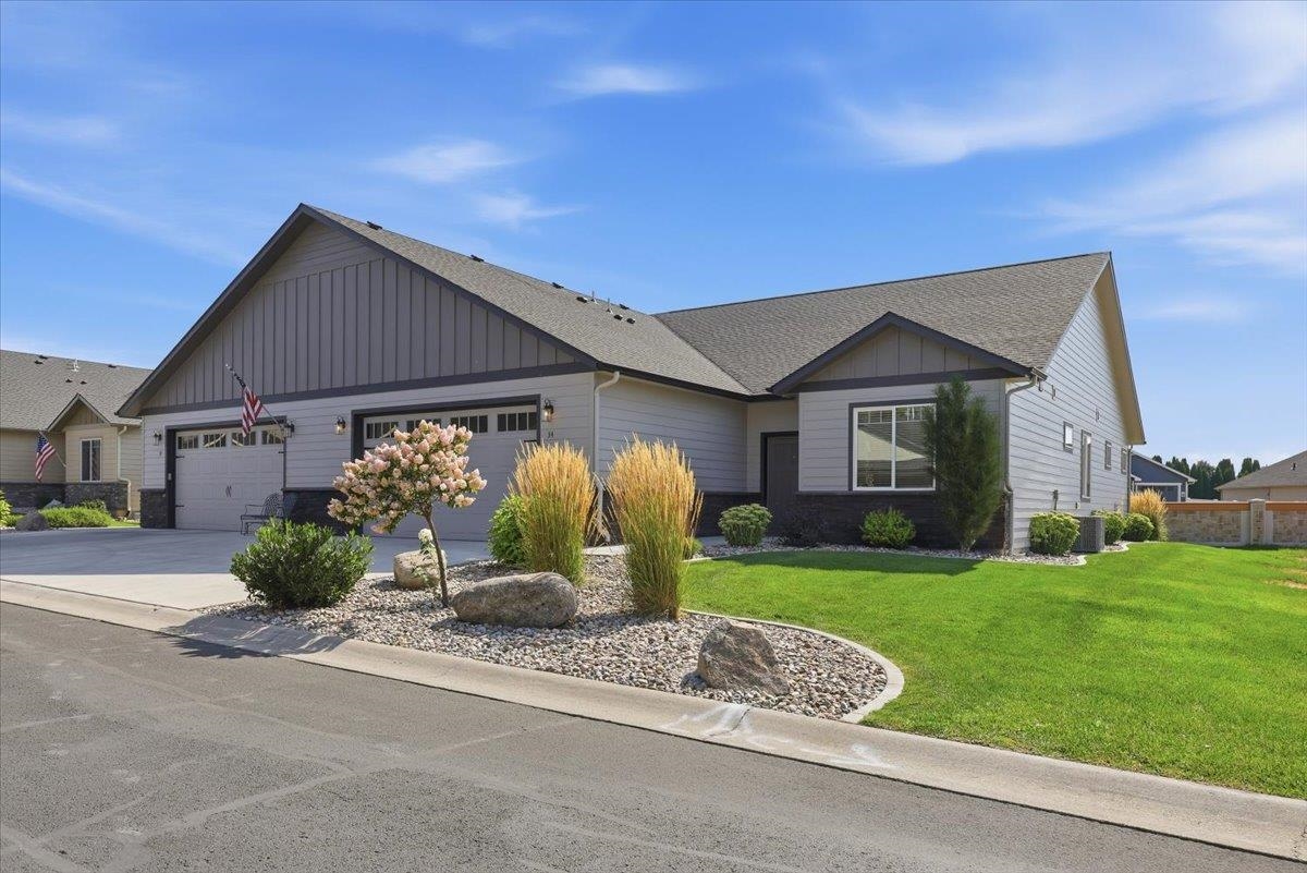 1109 N Country Club Dr