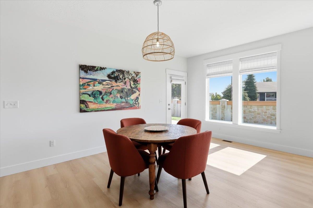 1109 N Country Club Dr