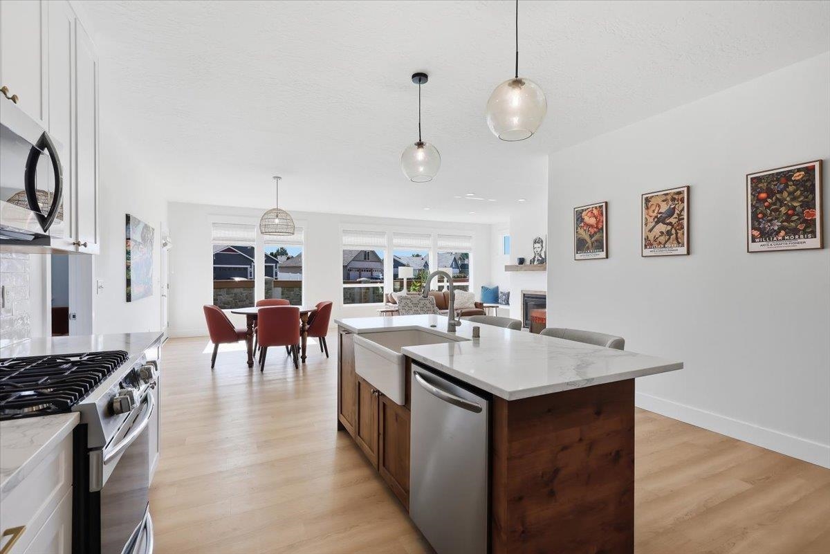 1109 N Country Club Dr