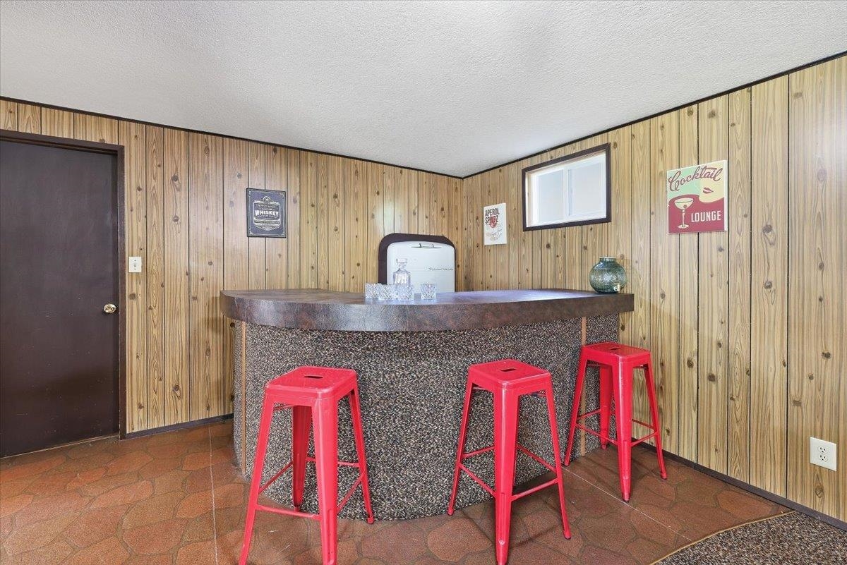 401 N Quail Ave