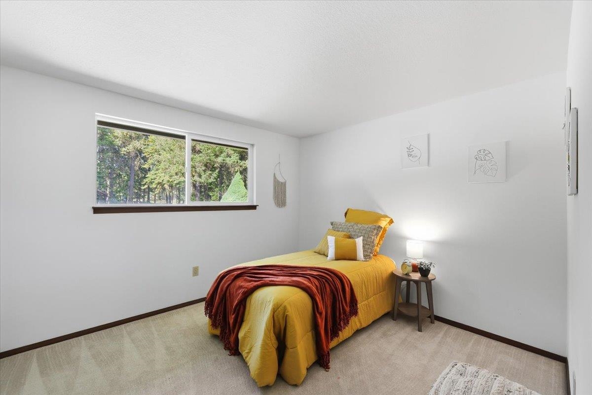 401 N Quail Ave