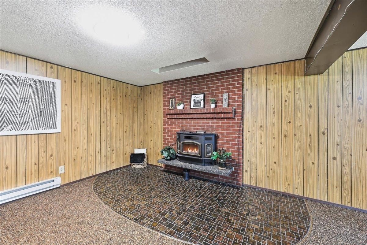 401 N Quail Ave