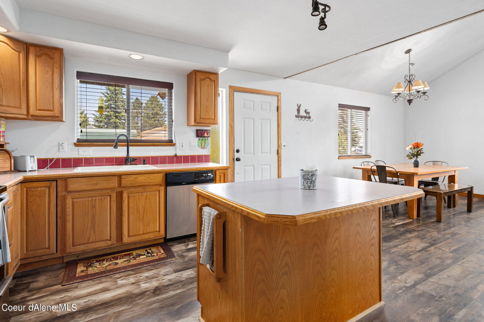 408 Glidden Ave