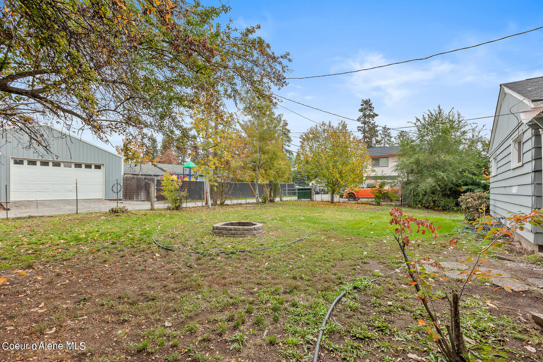 106 W 10TH AVE