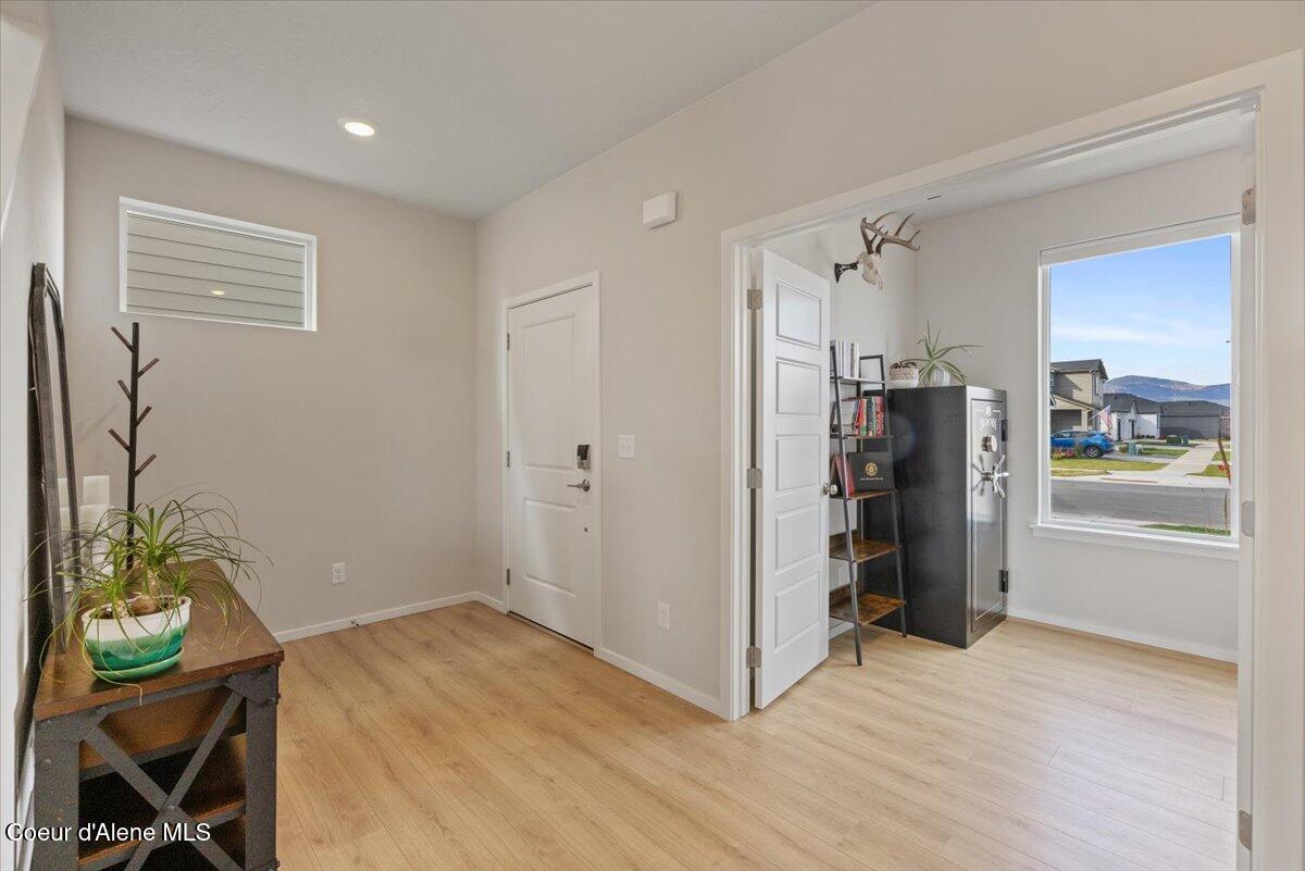 2870 N Barton Loop