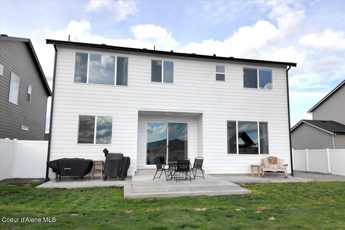 2870 N Barton Loop