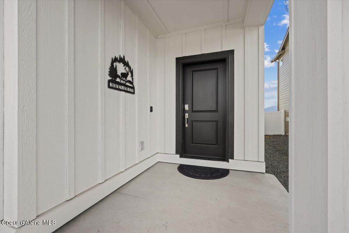 2870 N Barton Loop