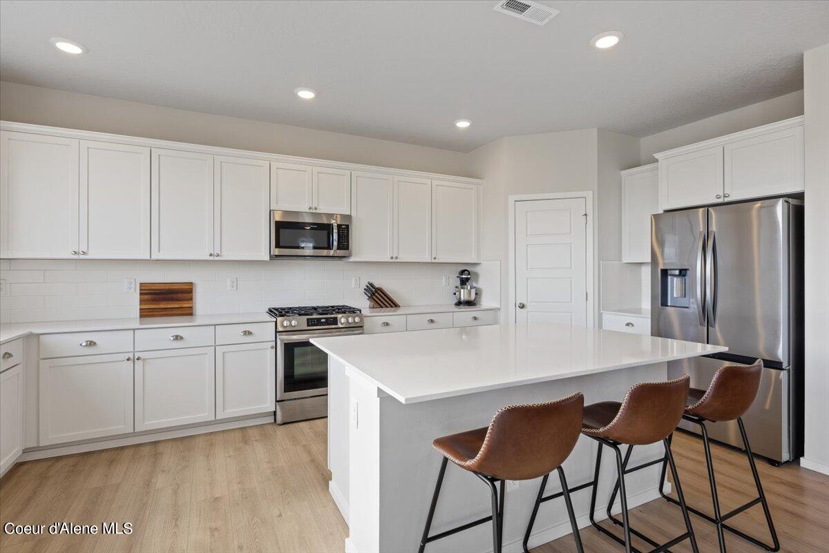 2870 N Barton Loop