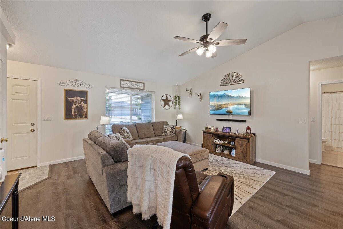 4927 W CANDLEWOOD LN