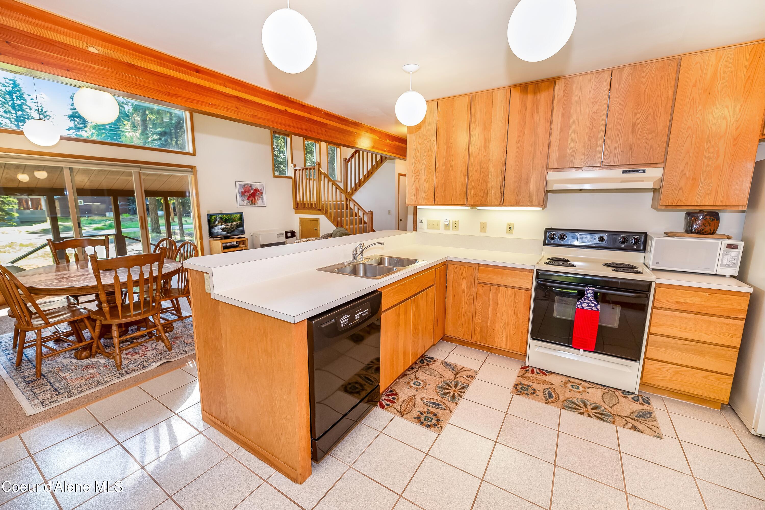 52 White Fir Ln