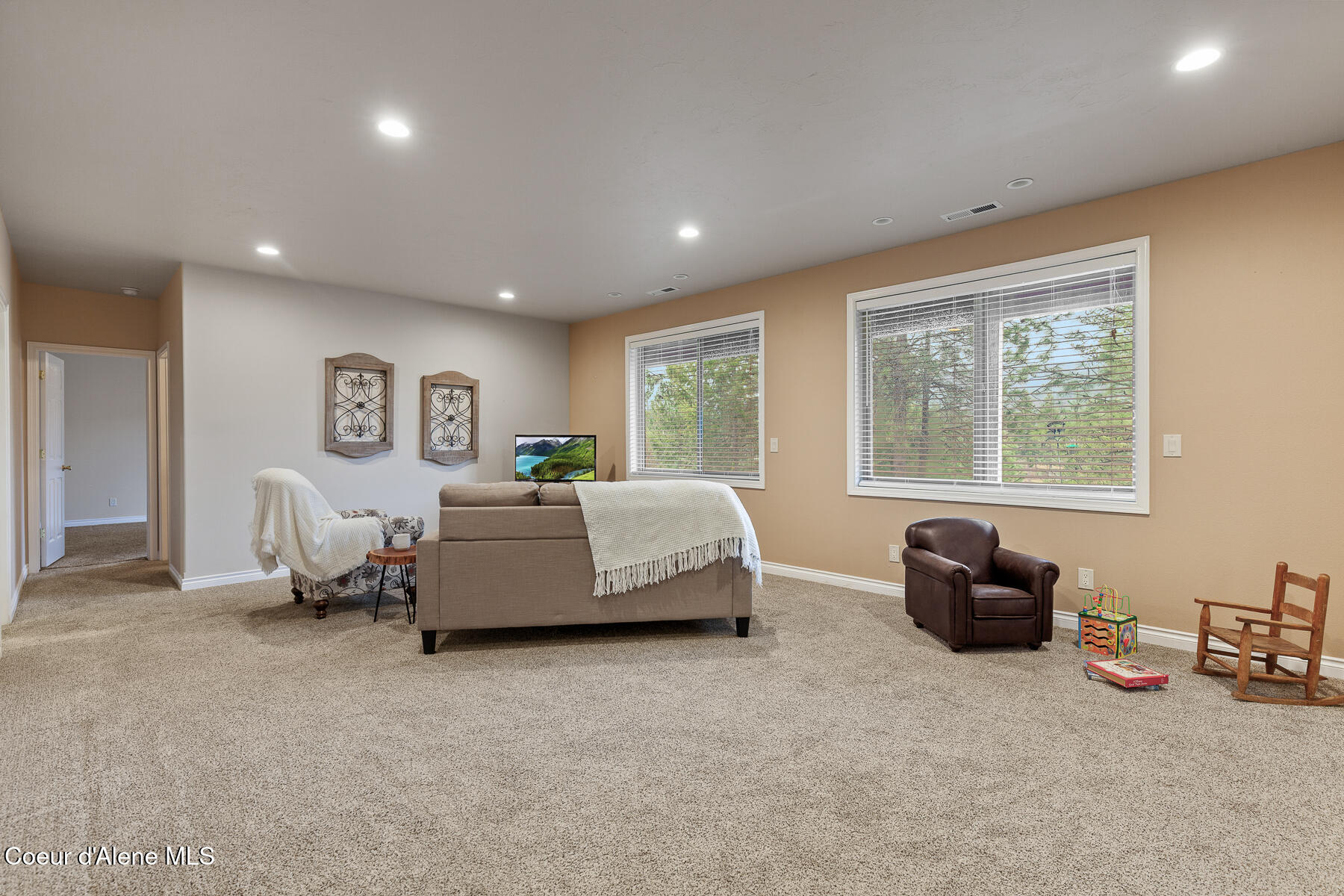 181 Stewart DR