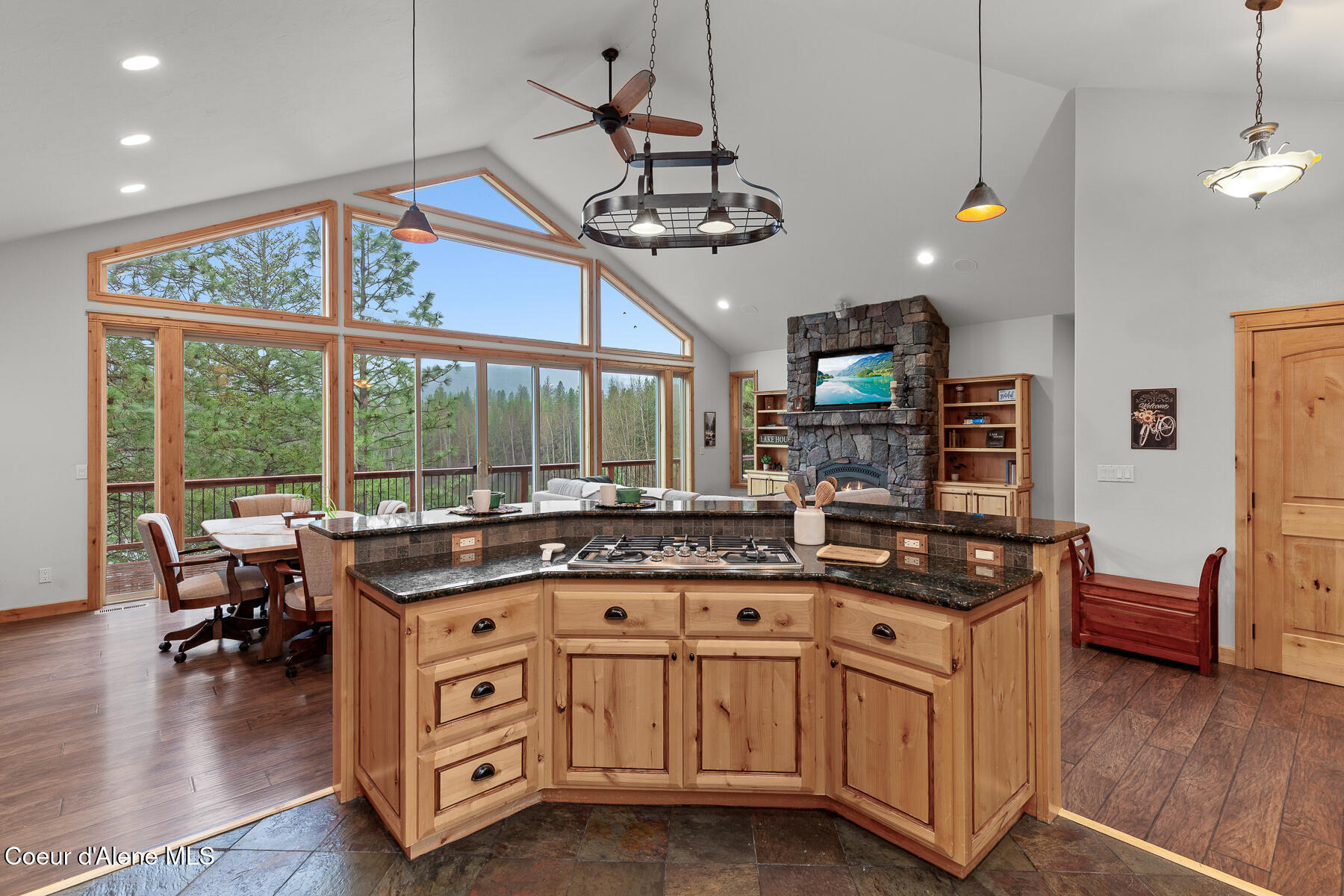 181 Stewart DR