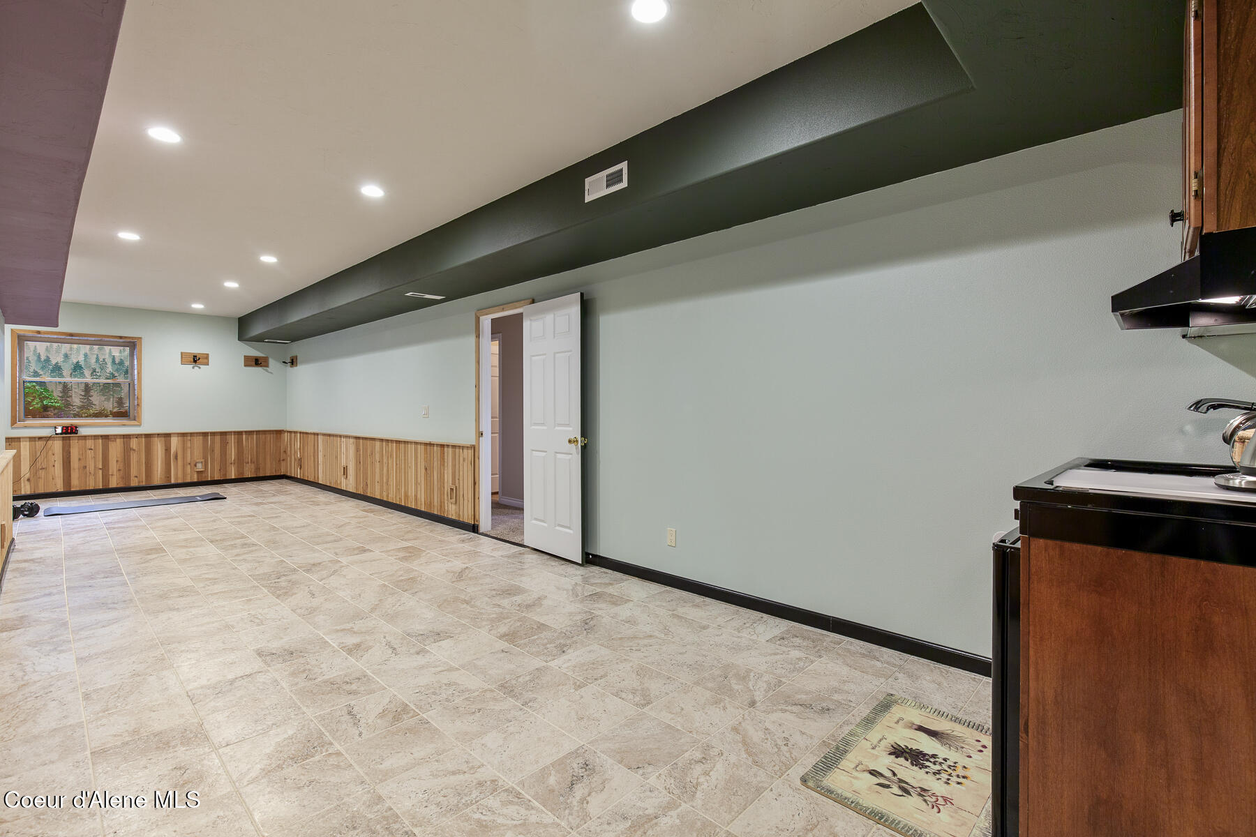 181 Stewart DR