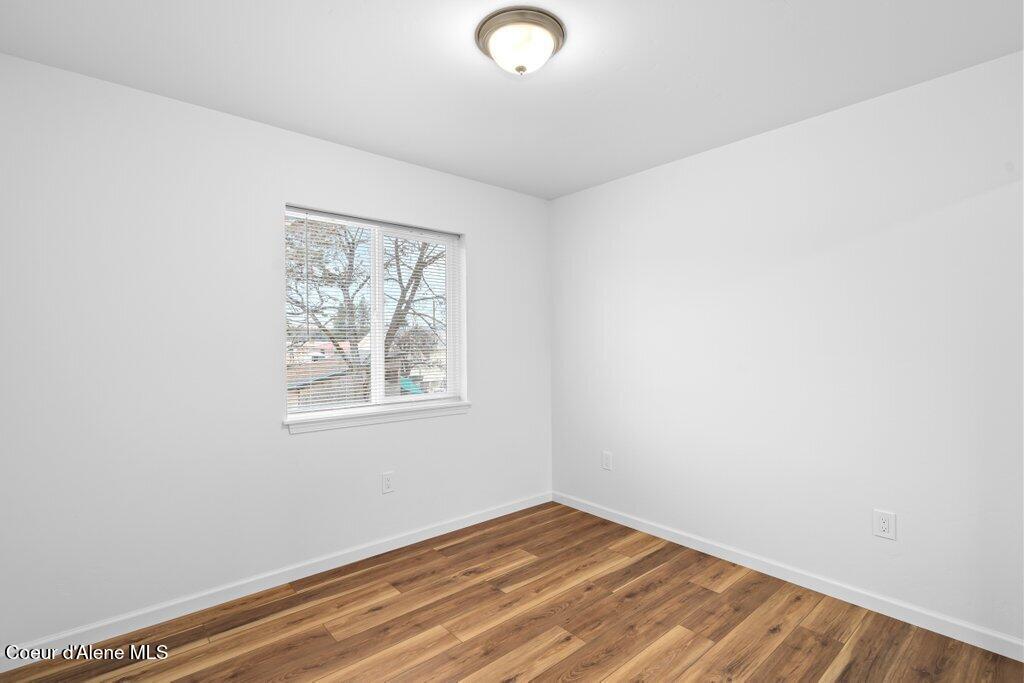 90 Finley Ave