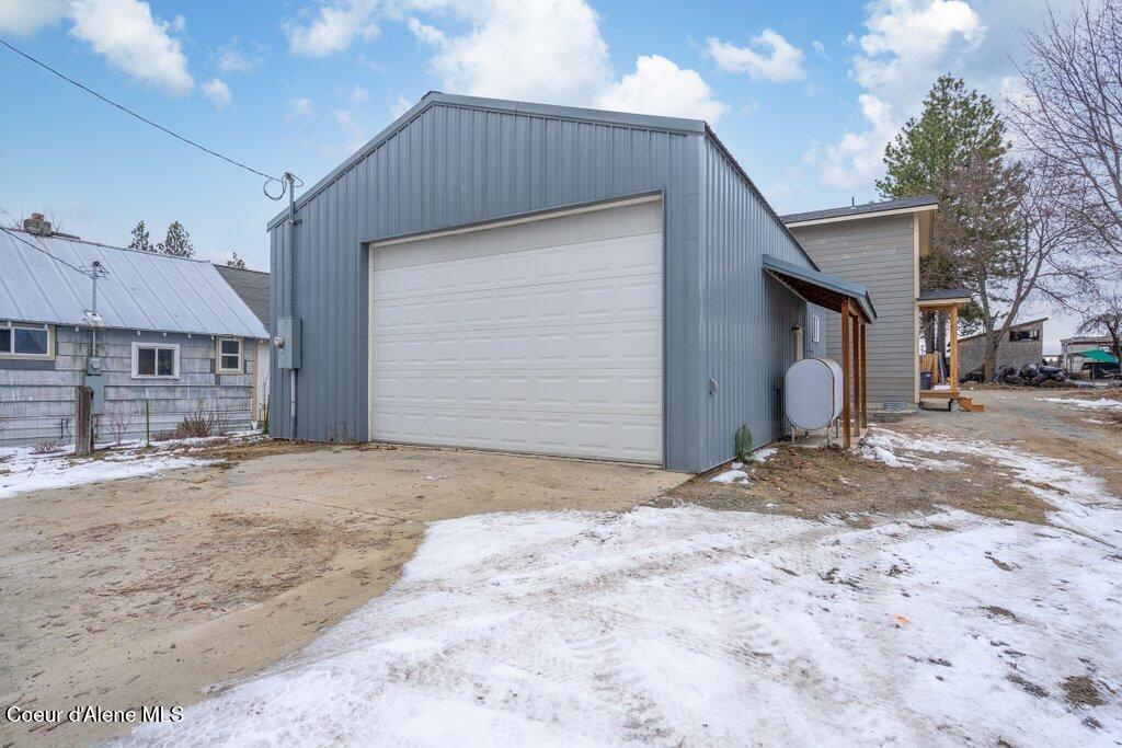 90 Finley Ave