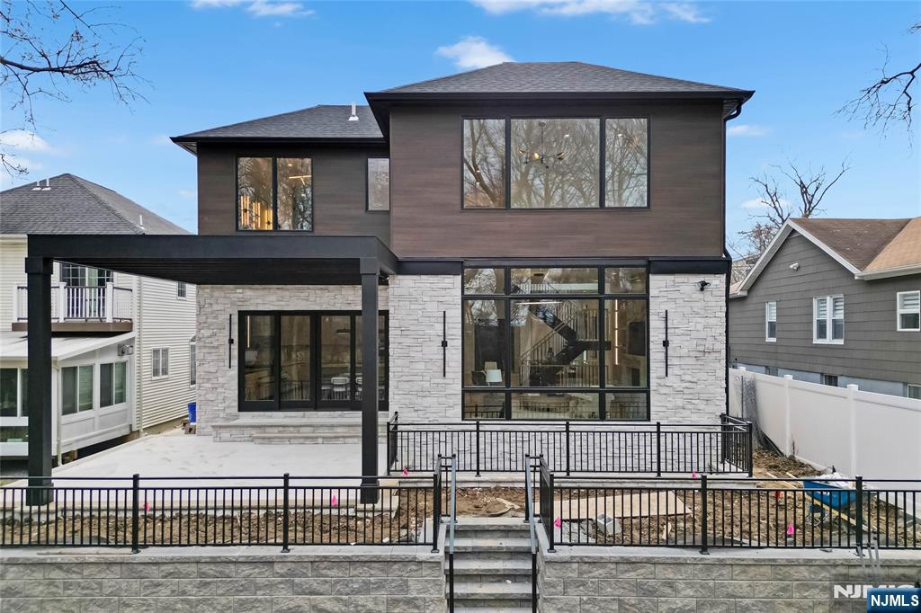 67 Irving Avenue