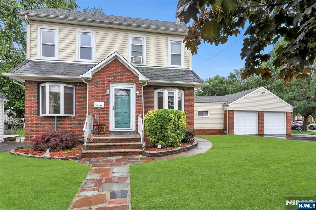 8-11 Campbell Road