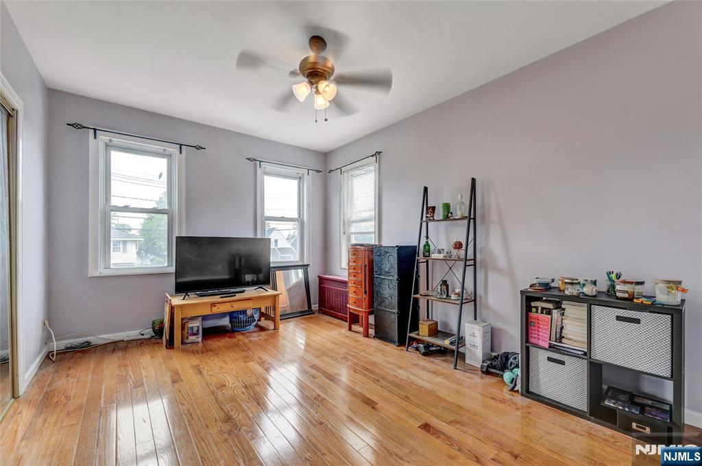 8-11 Campbell Road