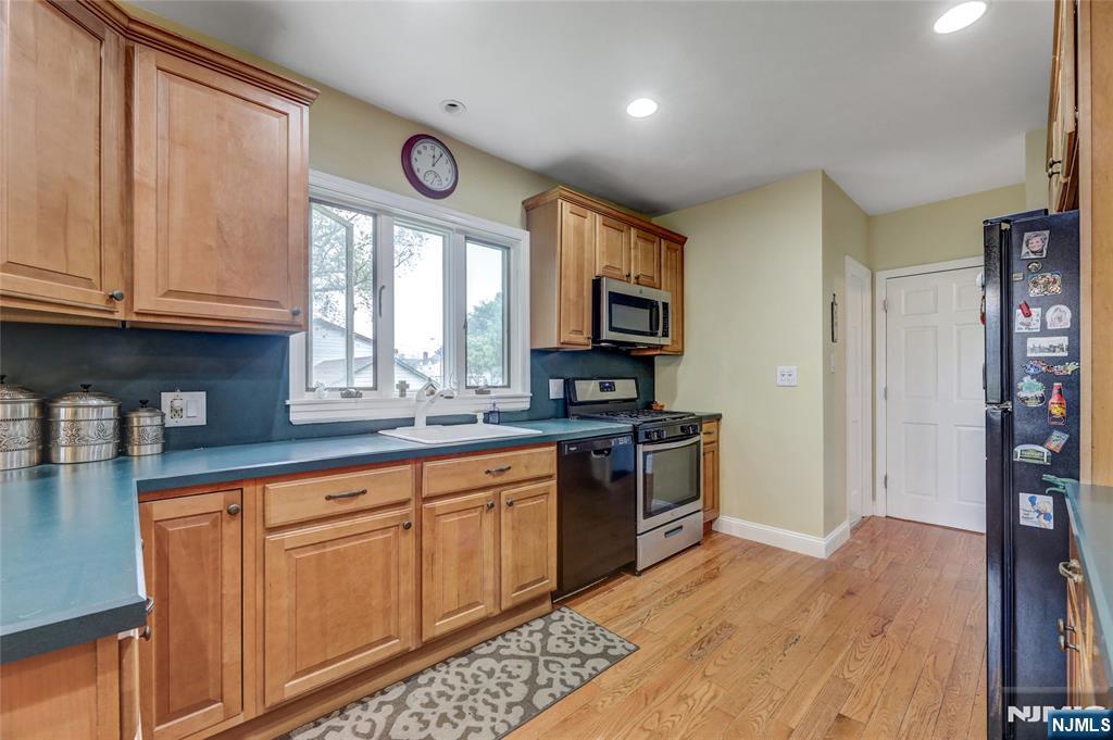 8-11 Campbell Road