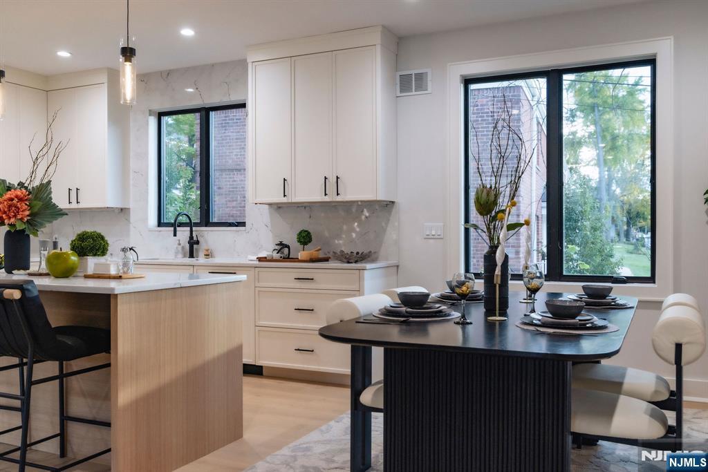 401 B Grand Avenue 401 B