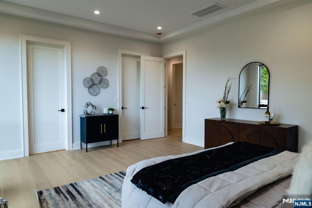 401 B Grand Avenue 401 B