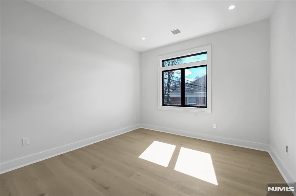 401 C Grand Avenue 401 C