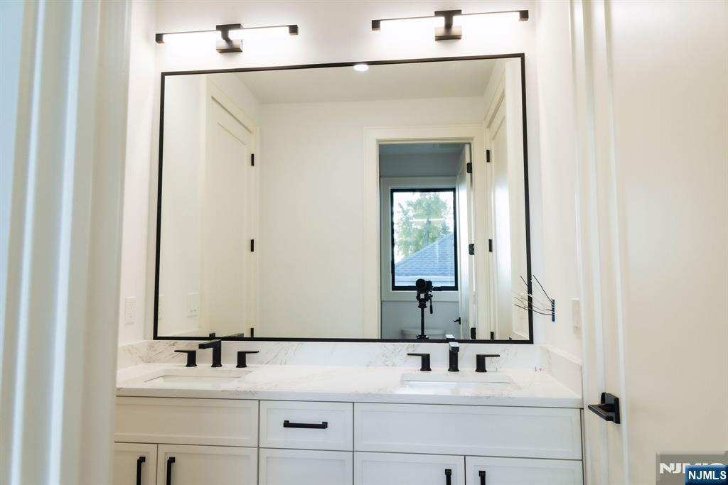 401 C Grand Avenue 401 C