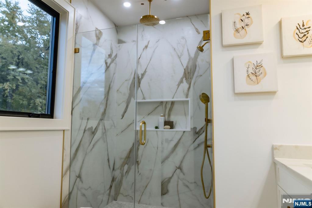 401 C Grand Avenue 401 C