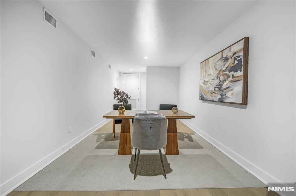 401 C Grand Avenue 401 C