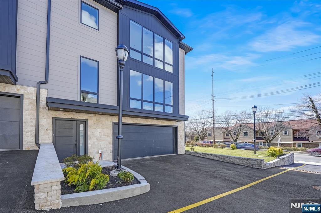 401 A Grand Avenue A